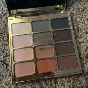 Stila eyeshadow palette- brand new